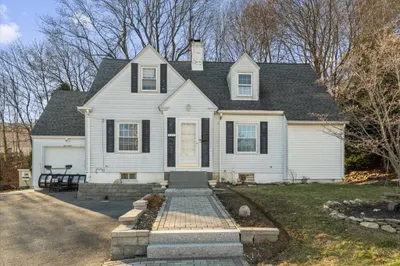 17 Sunny Hill Drive