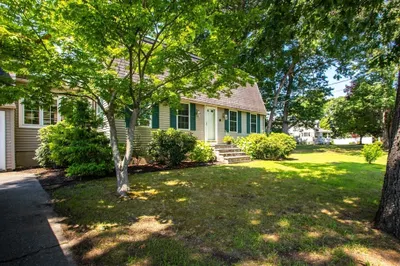 1 Hillside Ave 1