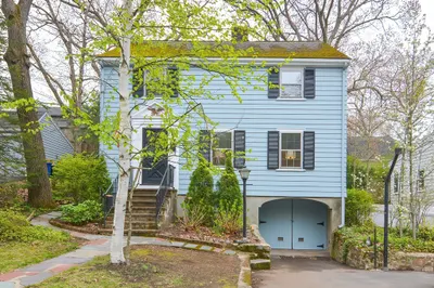 125 Boardman Ave 1
