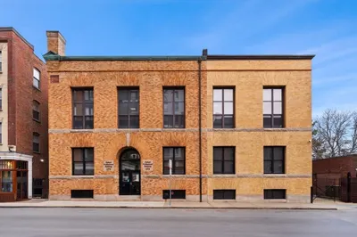 173 Oxford St 1