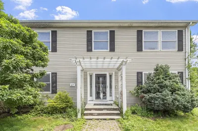 67 Weybossett St