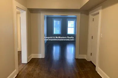 12 Short St #4