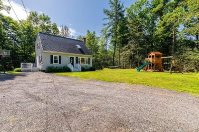 44 Underwood Rd 1