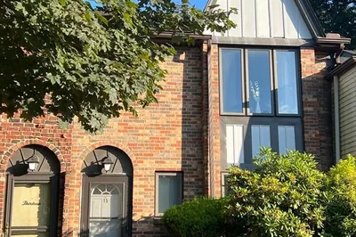 15 Cobblestone Lane #15 1