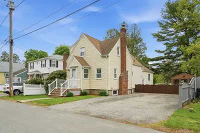 40 Glenwood Rd
