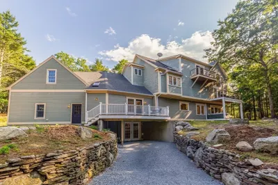 121 Bump Rock Rd 1
