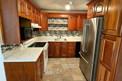245 Boston Post Rd #7 1