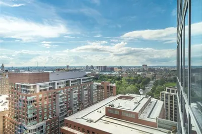 110 Stuart St #22B
