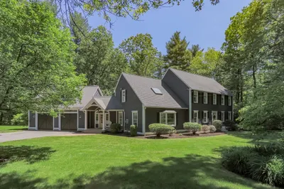8 Whitaker Ln 1