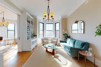 295-297 Beacon Street #52