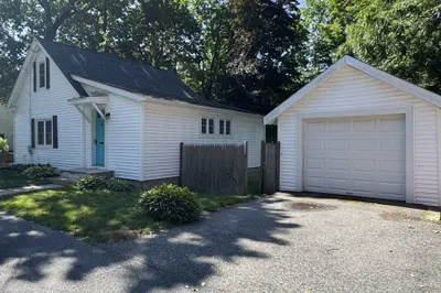 11 Tolman St
