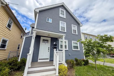 1495 Hyde Park Ave #1 1