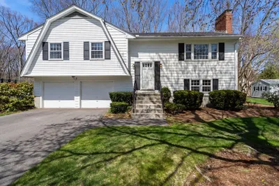 22 Blackberry Ln 1