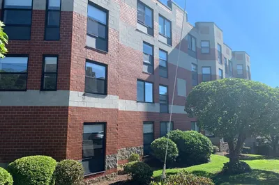 35 Vine Street #306 1