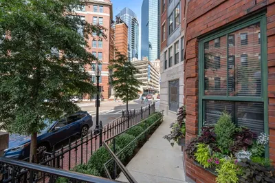 75 Clarendon Street #305