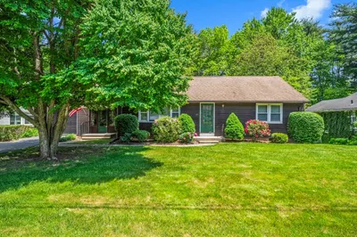 10 Kenneth Lunden Dr
