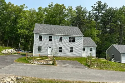 12A Pine Hill WAy #A