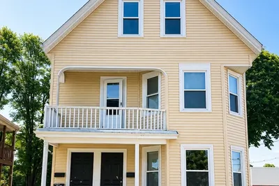 11 Holmes St #2 1