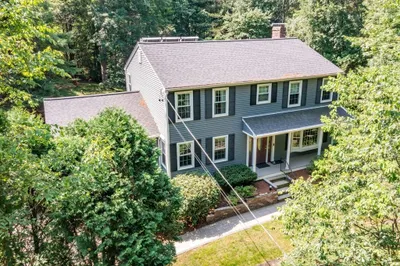 35 Constantine Dr
