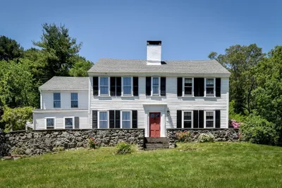 79 Nobscot Rd