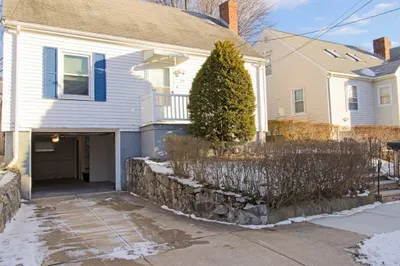 29 Durso Ave