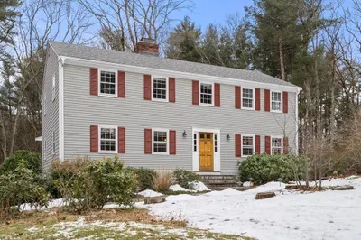 62 Rambling Road