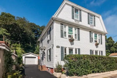 10 Oak St #1 1