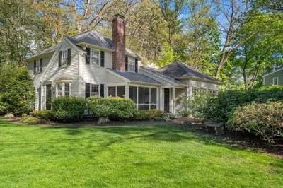 92 Parker Rd