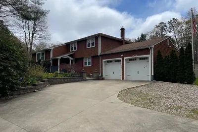 579 Long Pond Rd