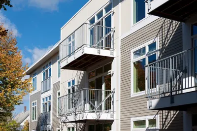 7 Cameron Ave #301