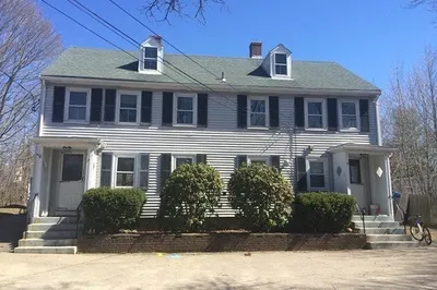 7 Gleason Ct