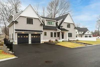 2 Clyde Court