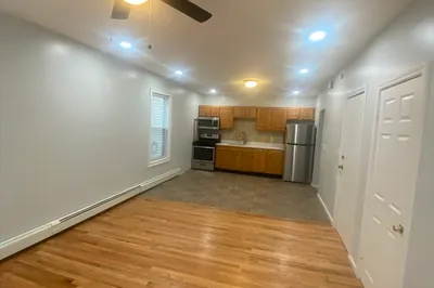 647 Walk Hill #2 1