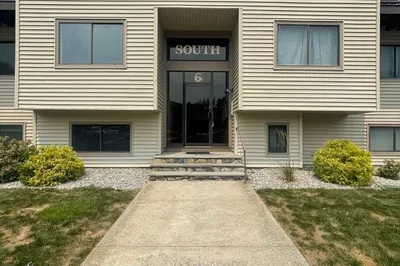 196 Old River Rd #South 6C 1