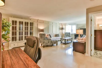 44 Elm St #306 1