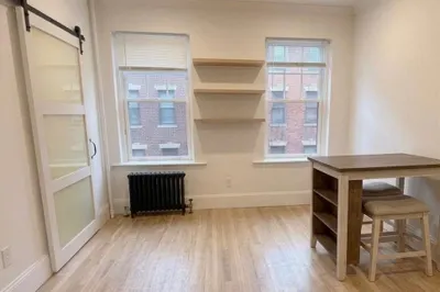 11 Irving St #6 1