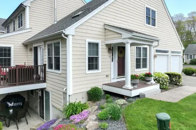 53 Hemlock Cir #53