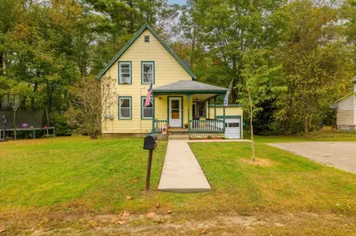 63 Brookside Rd