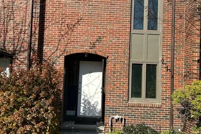 21 Webster Ct #21
