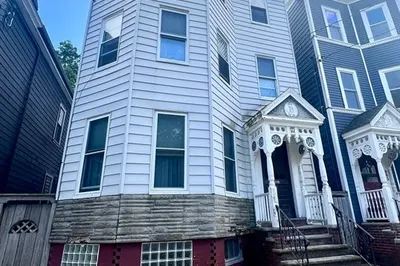 885 East Broadway 1