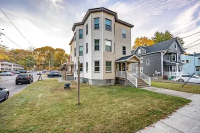 164-166 Walnut St