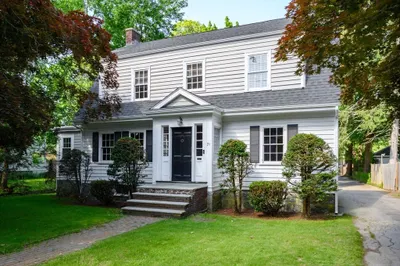 21 Otis St