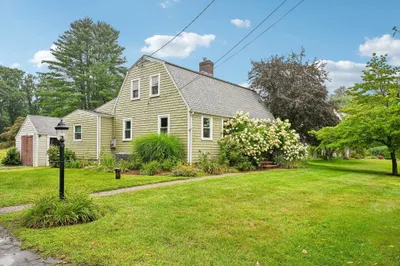 312 Red Acre Rd 1