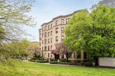 11 Park Dr #3