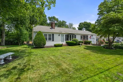 23 Iadarola Ave 1