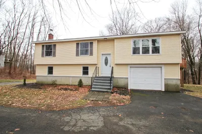 322 Dale St 1