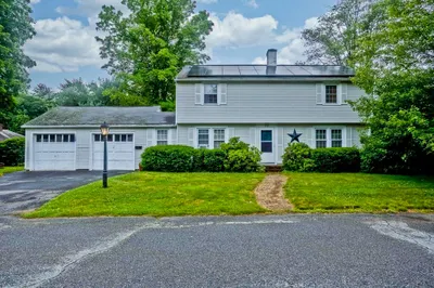 32 Locke Ave 1
