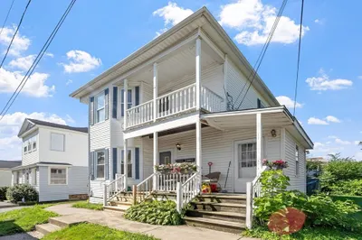 9 Reynolds Street #2 1