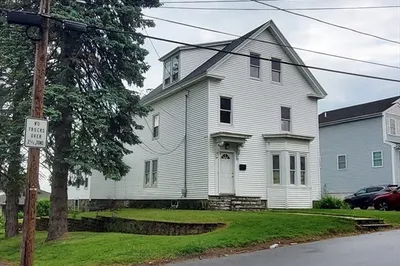 10 Stevens St 1