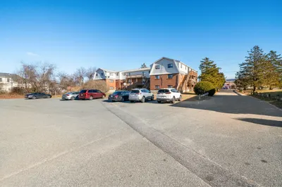 161 South St #18